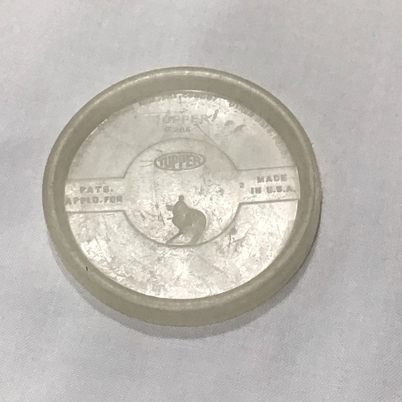 SUPER retro Tupper! Tumbler with lid. 1940’s era - Picture 3 of 8